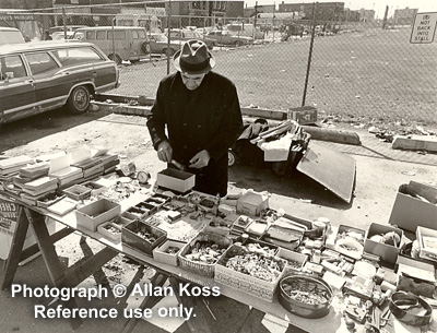 Maxwell Street Open-air market, Chicago vendor, 1978